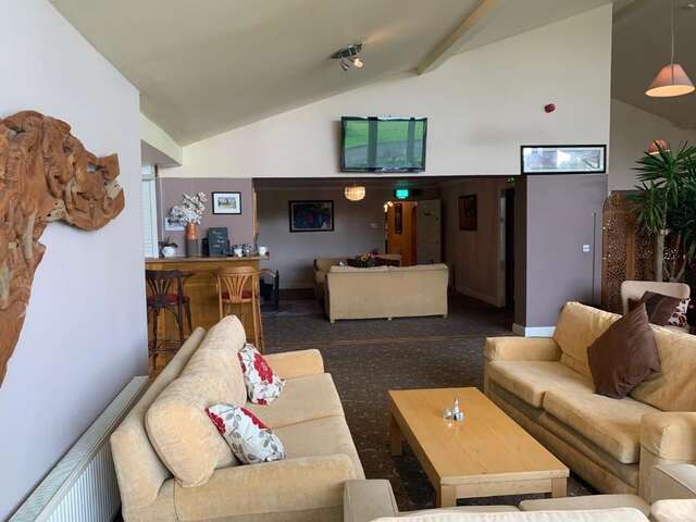 Отель Fernhill Lodge Carrigaline Корк-14